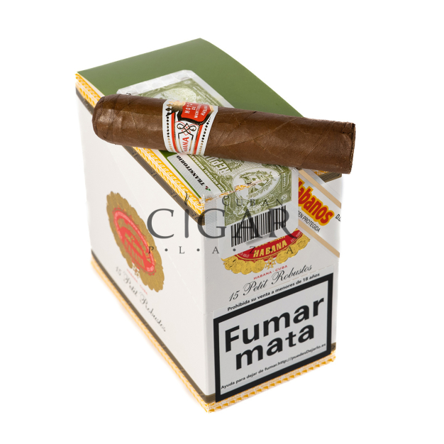 Plaza Cigar on top Hoyo de Monterrey Petit Robustos (Box 15)
