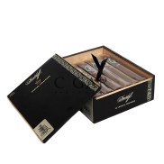 Davidoff  Yamasa Piramide